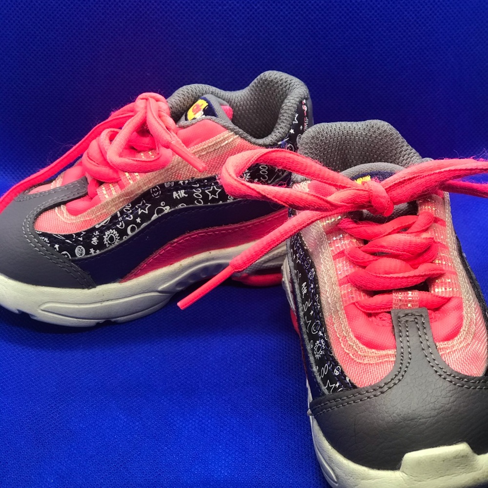 Size 4C toddler tennis shoes